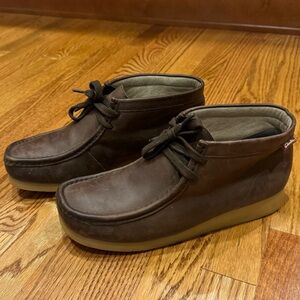 Clarks Wallabees Beeswax Stinson Hi high top Brown